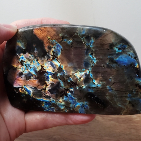 Labradorite Crystal Freeform 1.59 pounds - Picture 14 of 16